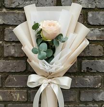 Букет цветов из:  Розы в Сырково