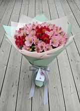 Букет цветов из:  Альстромерии #REPLACE_PRED# Сырково
