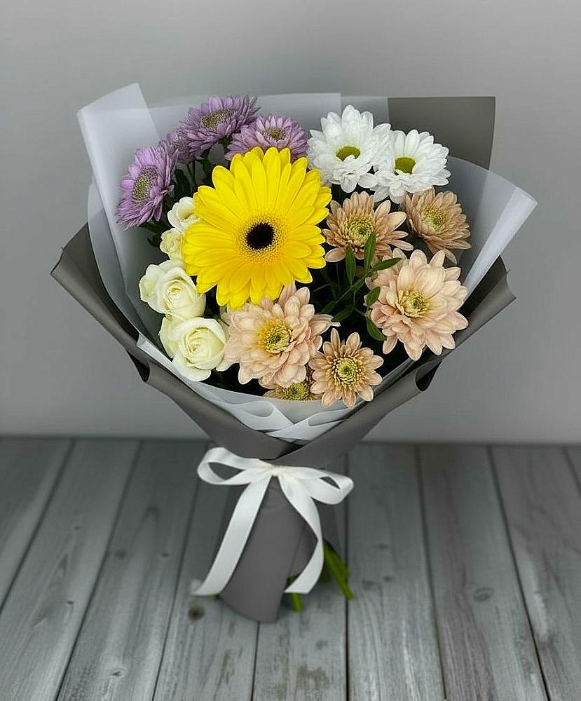 Букет цветов из: Розы, Герберы и Хризантемы в Сырково