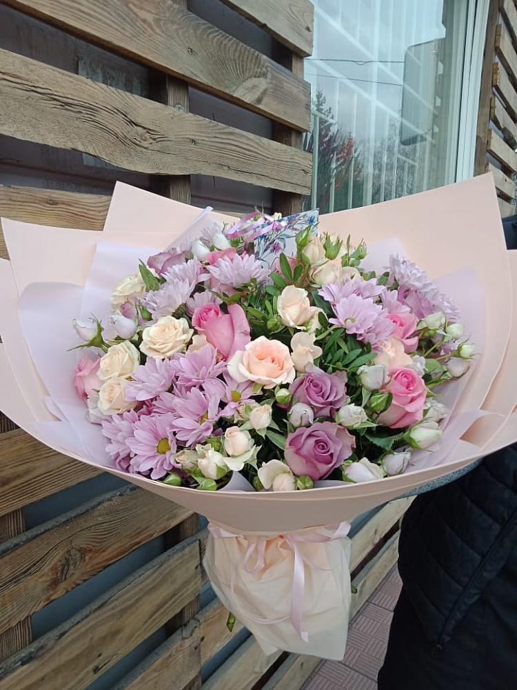 Букет цветов из: Розы и Хризантемы в Сырково