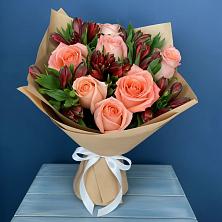 Букет цветов из:  Розы и Альстромерии в Сырково