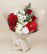 Букет цветов из:  Розы, Хризантемы, Герберы и Лилии в Сырково