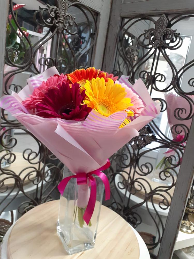 Букет цветов из: Герберы в Сырково