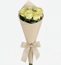 Букет цветов из:  Розы в Сырково