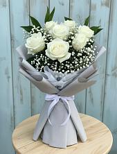 Букет цветов из:  Розы в Сырково