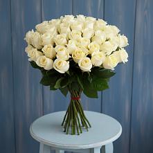 Букет 51 Белая роза Эдлесс Лав в Сырково