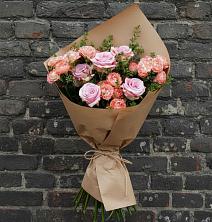 Букет цветов из:  Розы в Сырково