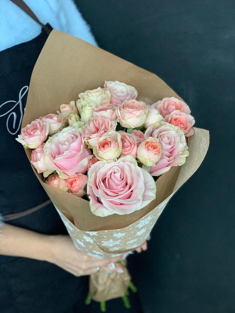 Букет цветов из: Хризантемы и Розы в Сырково