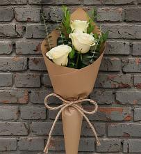 Букет цветов из:  Розы в Сырково