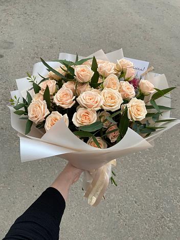 Букет Кремовые розы Латте в Сырково
