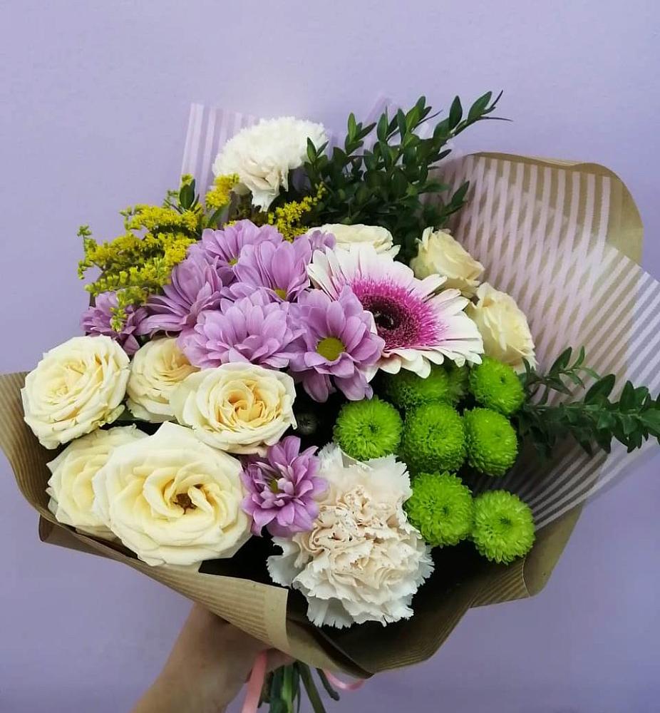 Букет цветов из: Хризантемы, Розы, Гвоздики и Герберы в Сырково