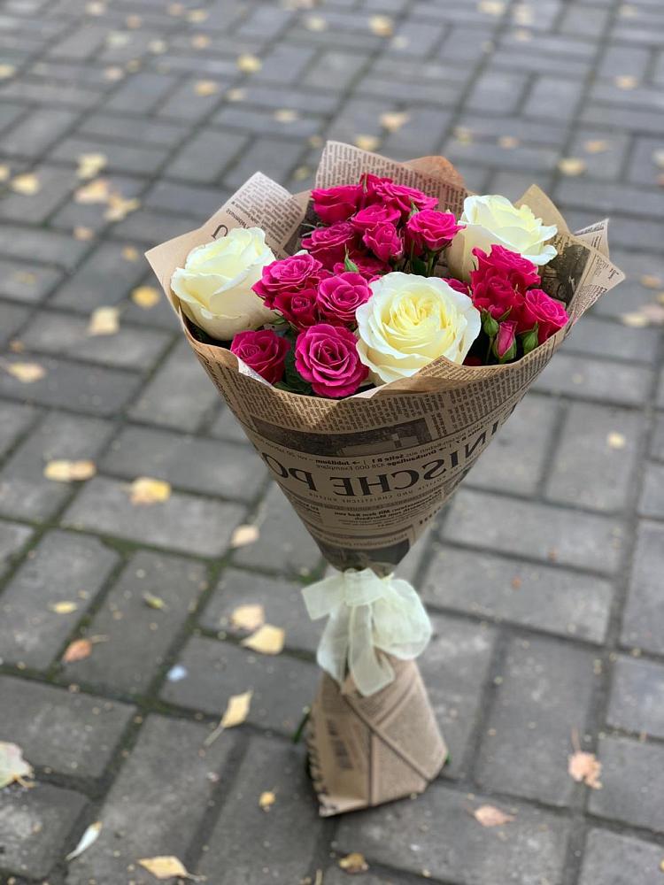 Букет цветов из: Розы в Сырково