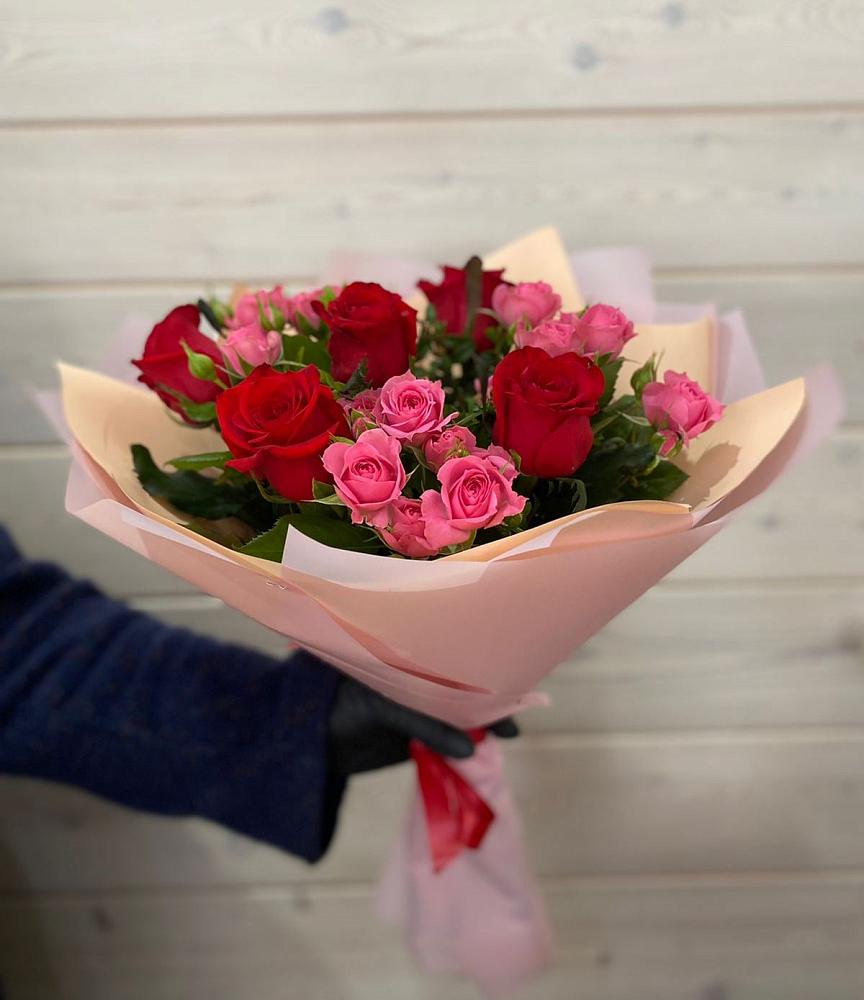 Букет цветов из: Розы в Сырково