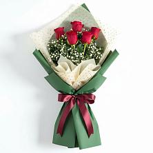 Букет цветов из:  Розы в Сырково