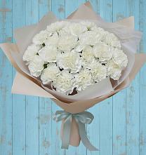 Букет цветов из:  Гвоздики в Сырково